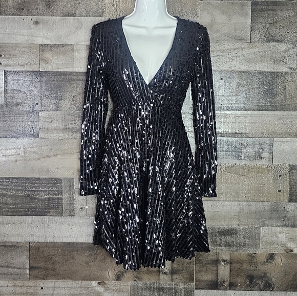 Club L London wrap front sequin skater dress in black | Size 2 (XS) - Picture 4 of 14